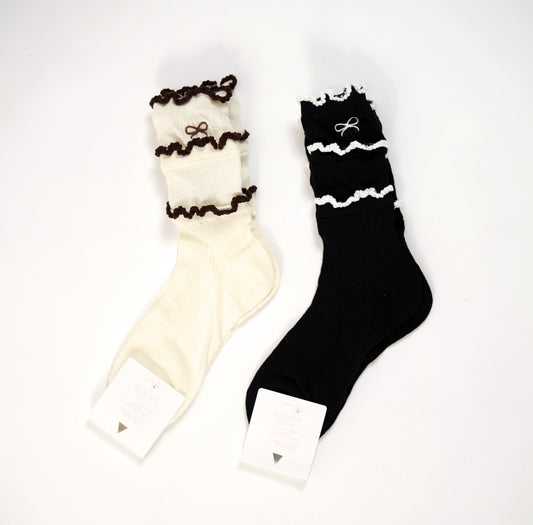 Bow-Trimmed Ruffle Crew Socks