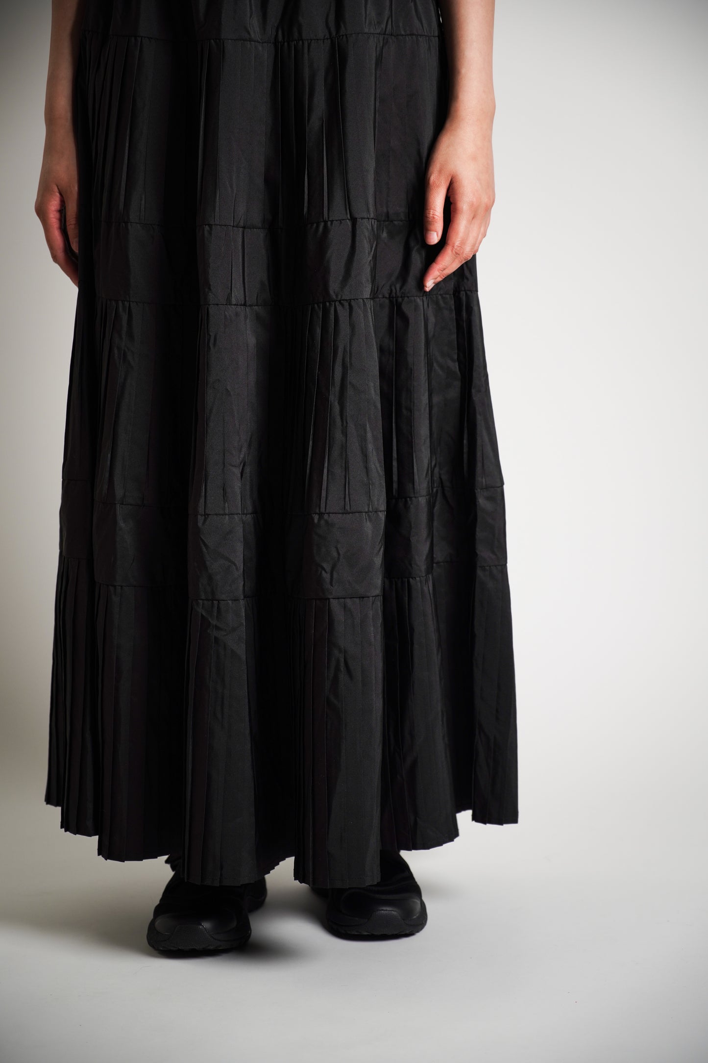 Pleated Flared Long Skirt
