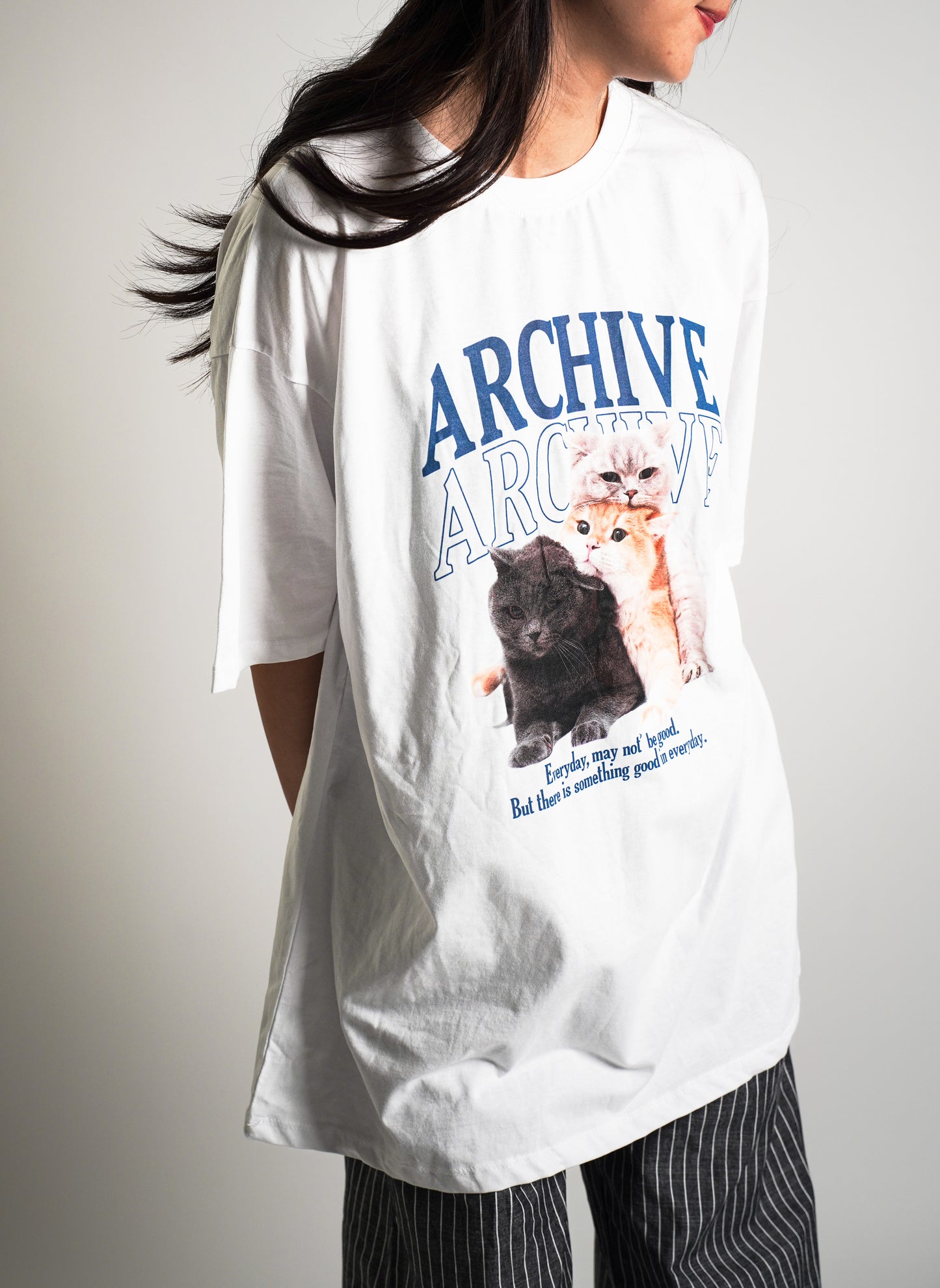 MEOW Graphic Oversized T-shirt